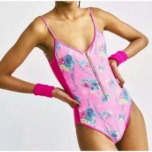 Loveshackfancy x Beach Riot Cheryl One Piece Swimsuit size Small NWT